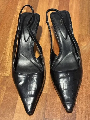 Scarpin Preto Zara - Tamanho 39 (Usado)