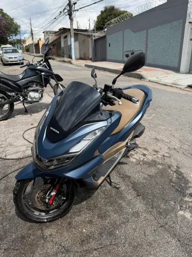 PCX 160 Único dono Km Baixo.