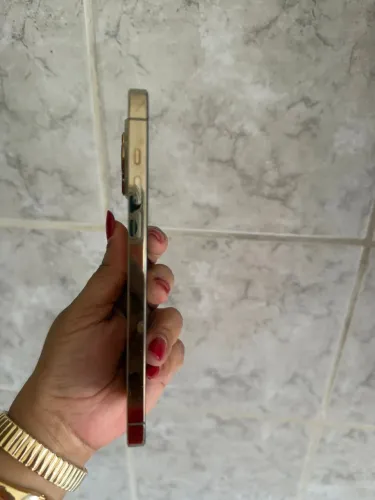 iPhone 14 Pro Max bem novinho 