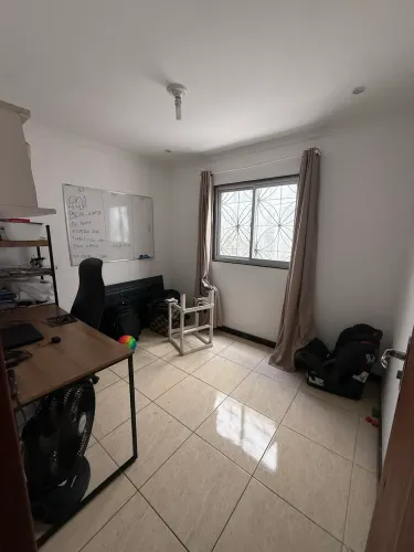 Vendo casa duplex com quintal por apenas 850 mil