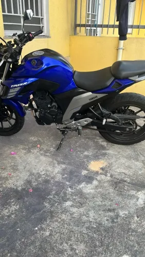 Fazer 250
