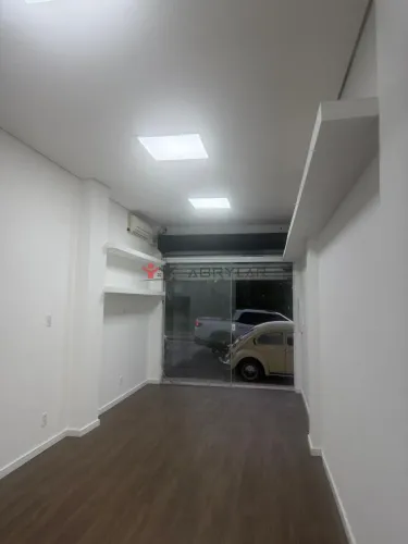 Sala para alugar em Jundiaí, Parque Residencial Eloy Chaves, com 24 m²