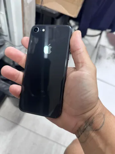 iPhone 8 
