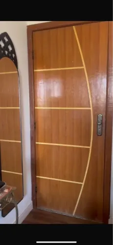 Porta madeira