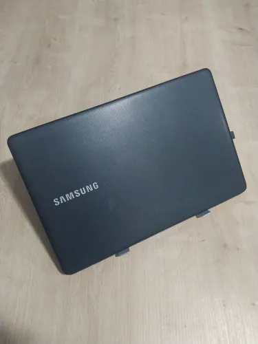 Samsung E30 | 256GB NVME | CORE I3 | 8GB DDR4