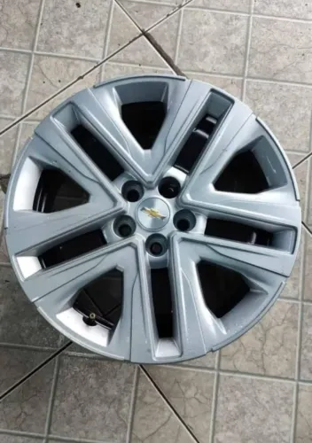 Rodas e Calotas Tracker 