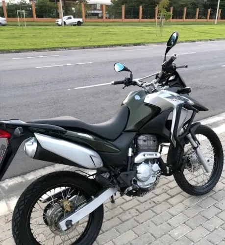 Linda XRE 300