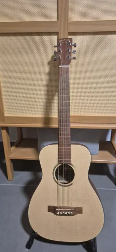 Violão Martin LXM Little.