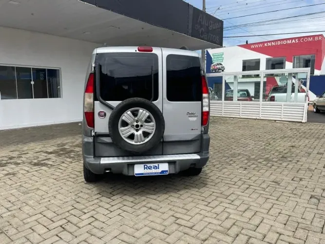 Fiat Doblo Adv/adv Tryon/locker 1.8 Flex 2010