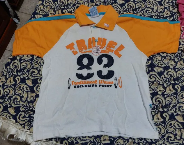 Camisa infantil tamanho 6
