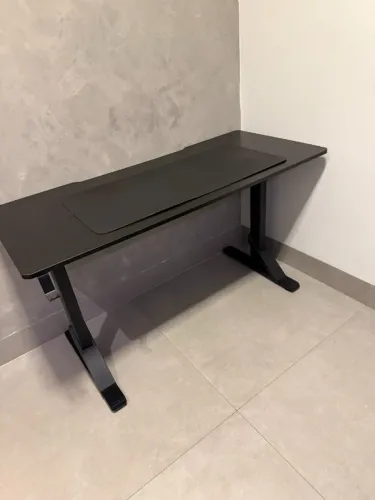 Mesa Gamer Mancer Runic (Com Regulagem de Altura)
