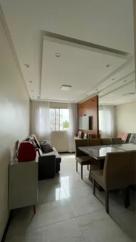 APARTAMENTO 2 QUARTOS REFORMADO COM MÓVEIS PLANEJADOS DE ALTO PADRÃO