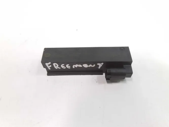 Módulo Antena Fiat Freemont 2008 2009 2010 2011 2012 A 2015