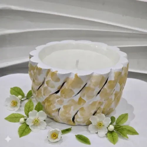 Vela Aromática Chá Branco em Vaso de Gesso Espiral - NOVO