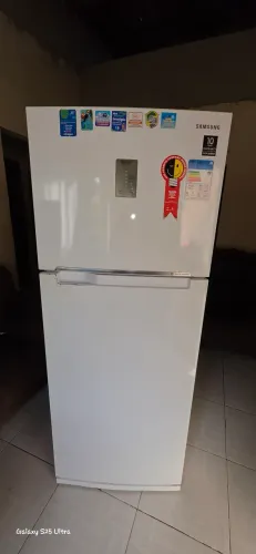 Vendo Geladeira Samsung