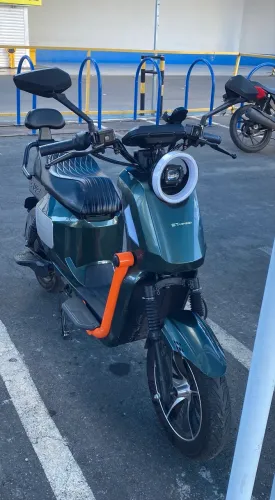 Scooter elétrica