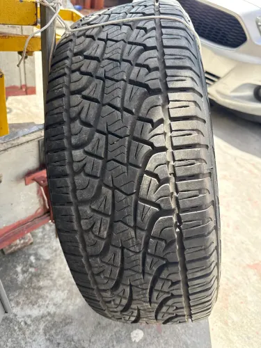 Pneu Pirelli 265/60 R18