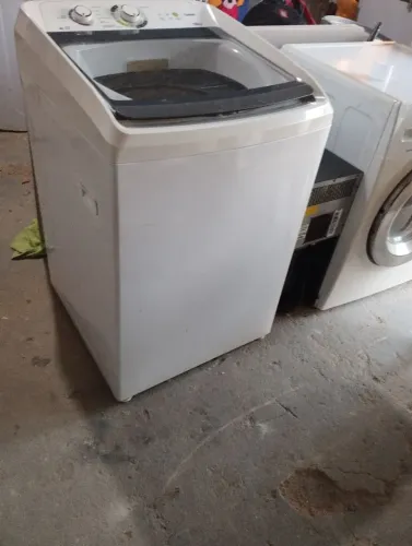 Vendo máquina de lavar roupa Consul 12 quilos funcionando perfeitamente