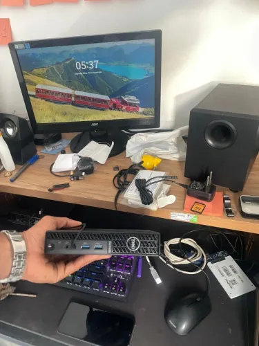 Oferta única!! Comp optiplex 3080 i3 10ger 16g ram 