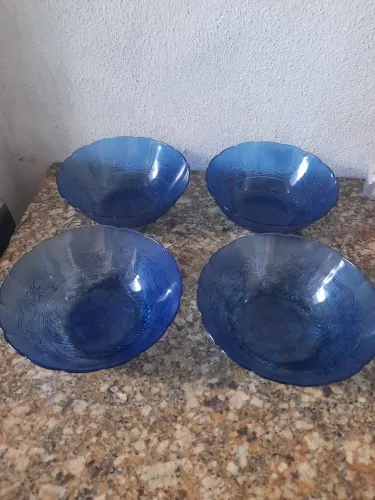 Conjunto de tigelas de vidro