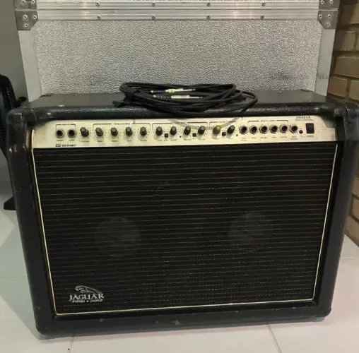 Amplificador Guitarra Meteoro Jaguar Chorus
