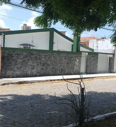 Vende-se casa em Nova Descoberta, Natal/RN
