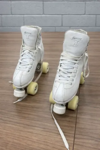 Patins Roller Clássico Branco Tam. 37/38 - Pouco Uso + Bolsa de Transporte | Klassic