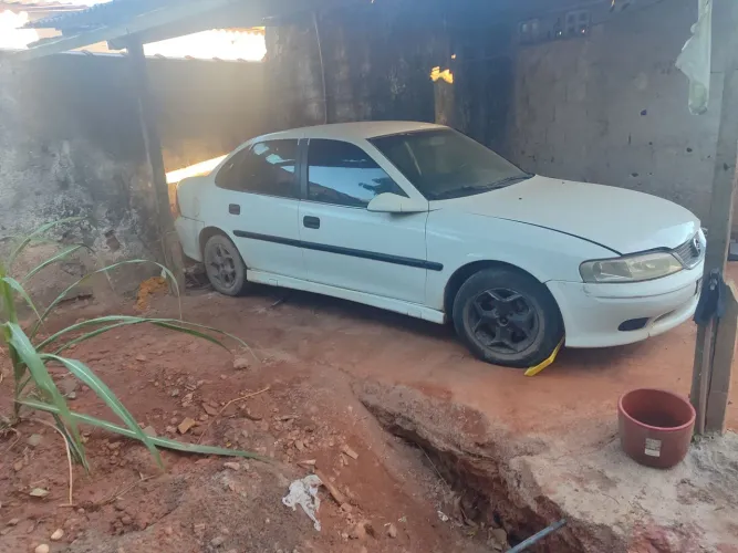 Chevrolet Vectra GL 2.2 / 2.0 MPFI 1999