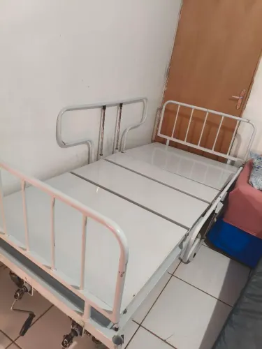 Cama hospitalar