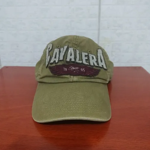 Boné Cavalera