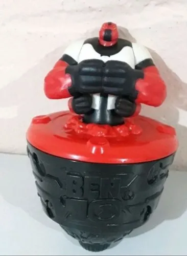 Pião Alien Ben 10 Omniverse tenho 3 modelos