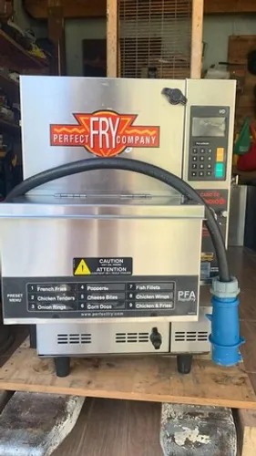 Fritadeira automatica Perfect Fry *semi nova* * cesar