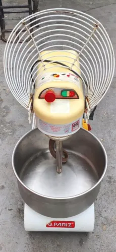 Batedeira de massa de pão, pizza e outros G Paniz AL 10