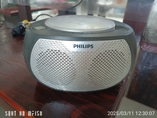 Rádio Philips Antigo