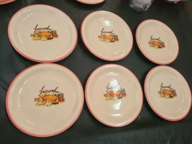 Jogo de 6 Pratos em Cerâmica - Lasanha