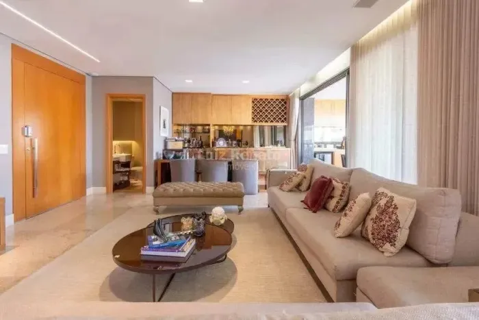 Apartamento á venda no Bairro Funcionários