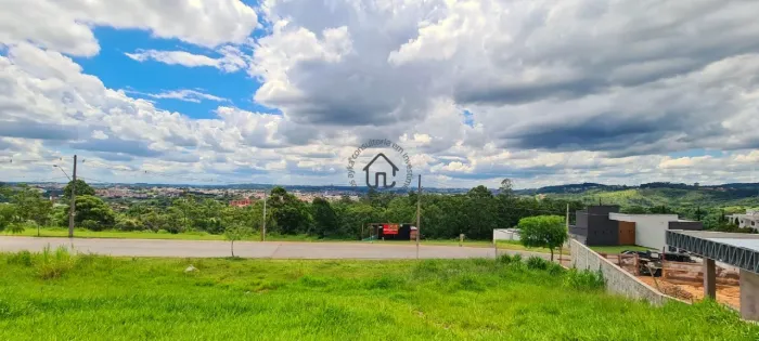 Terreno com 801,47 m² venda no Condomínio Campo de Toscana em Vinhedo.