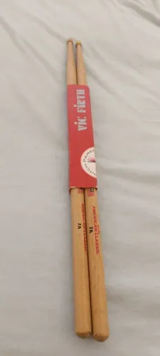 Baquetas Vic Firth American Classic 7A