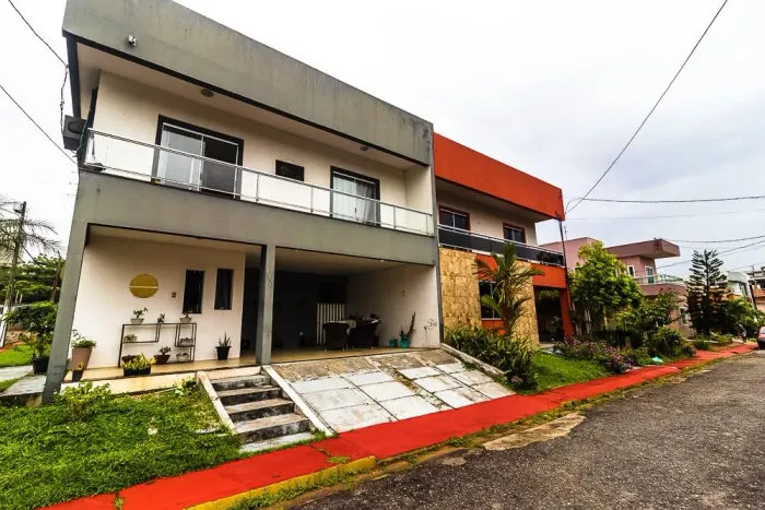 Casa, 294m², 3/4, 2 vgs no condomínio Park Ville
