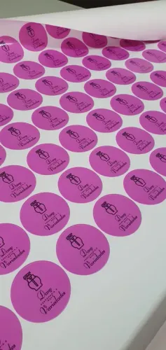 Adesivo personalizado com sua logomarca para embalagens e sacolas