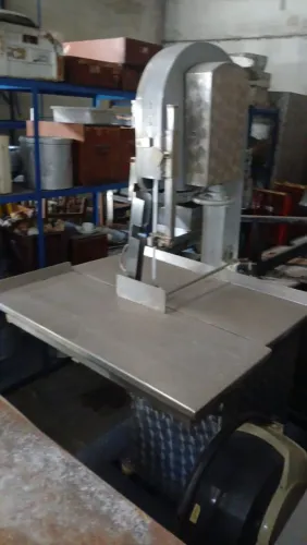 Serra Industrial e Moedor Industrial ambos funcionando perfeitamente!!!