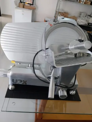 Cortador/fatiador de frios UPX LASER 300