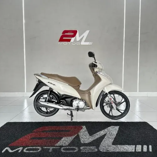 Honda BIZ 125 EX 2022 Branca/Caramelo (Parcelamento na Promissória)