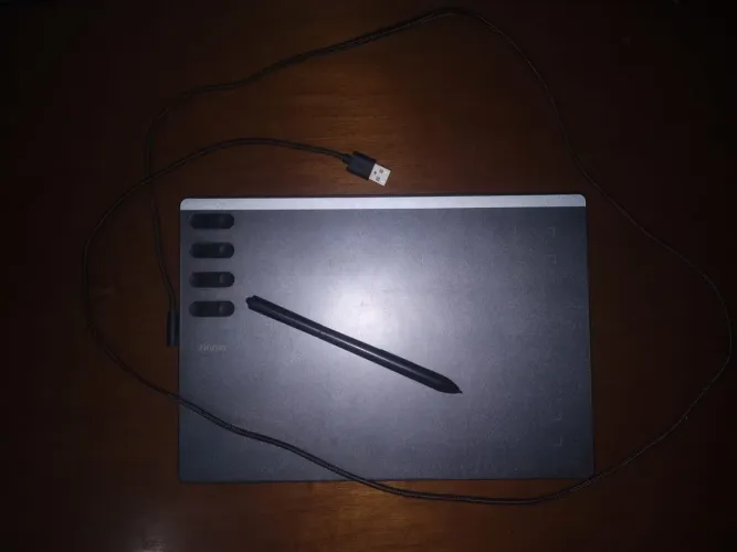 Mesa Digitalizadora seminova- Zinnia Momentum MT100