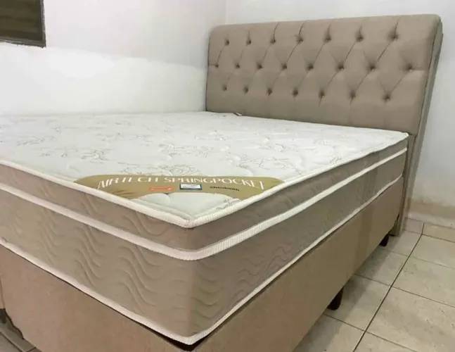 Cama Box Casal com Cabeceira Estofada - Conforto e Elegância