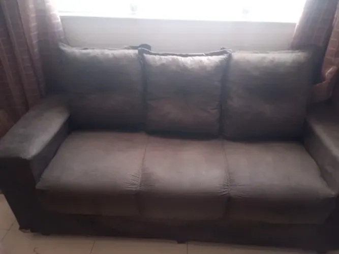 Conjunto de sofá 2 e 3 lugares 