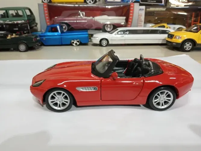 Miniatura Bmw Z8 1/24 Maisto #2m18