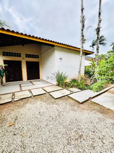 Casa de Condomínio com 4 quartos, Condomínio Lagoinha, Ubatuba - R$ 1.85 mi, Cod: 2732