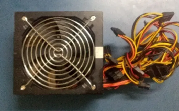 Fonte Real C3tech Mod: Dsa-5060v2 24pin 500w Sata Atx