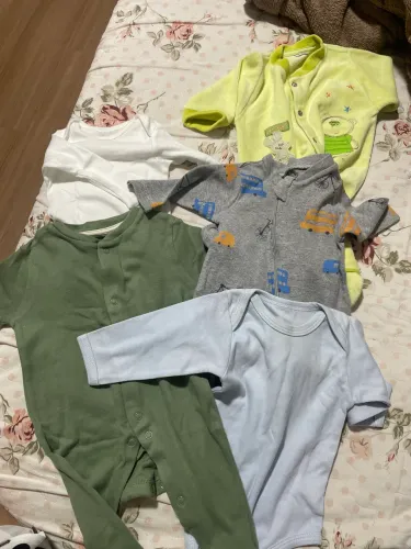 Roupas de bebê